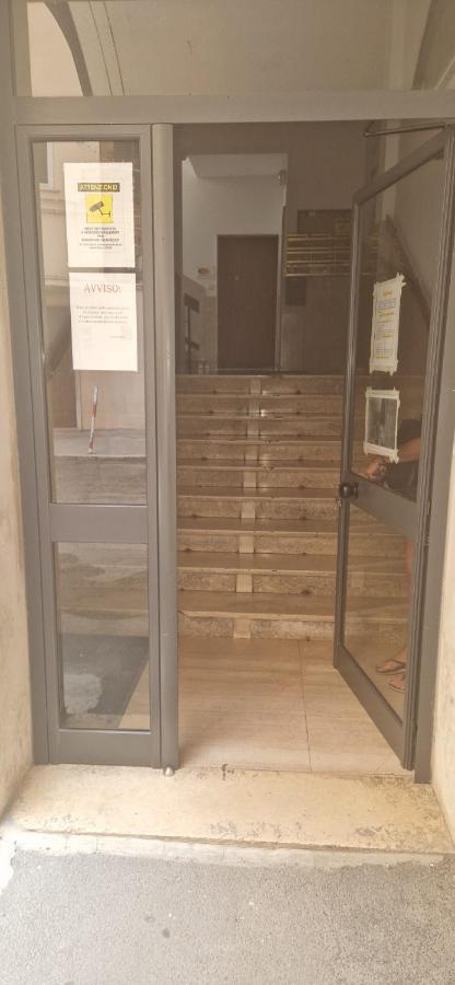Nel Mezzo Del Cammin Apartment Brindisi Exterior photo